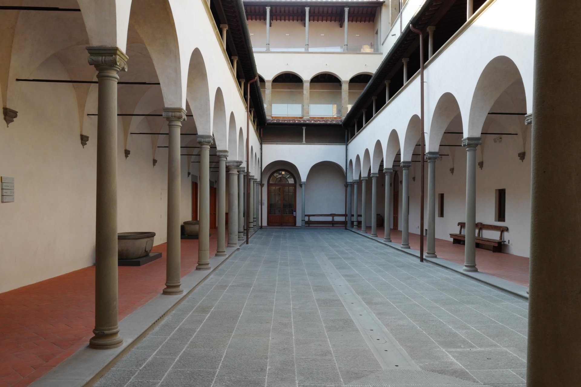 Borgo Santo Pietro Saporium Firenze